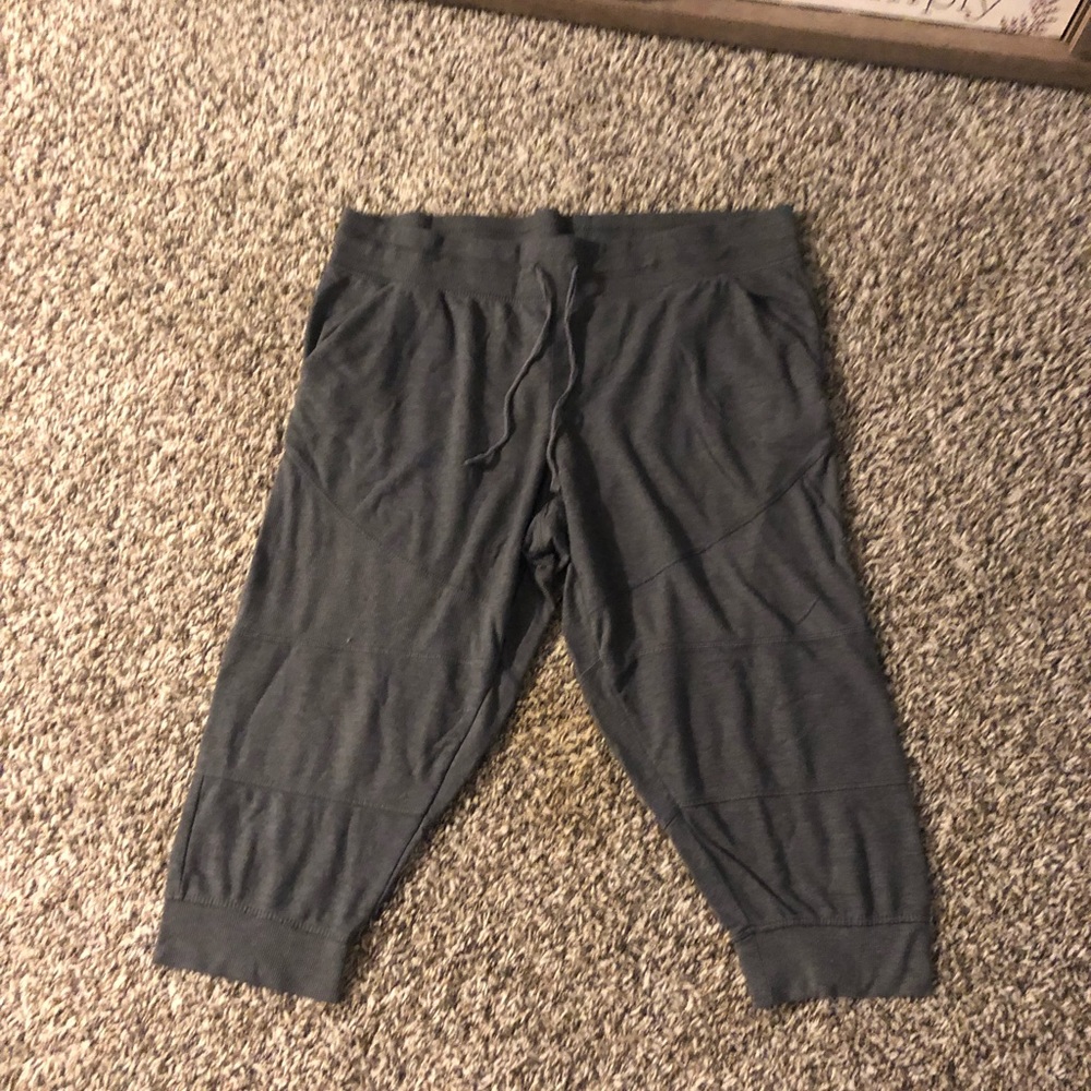 Xl Capri sweatpants